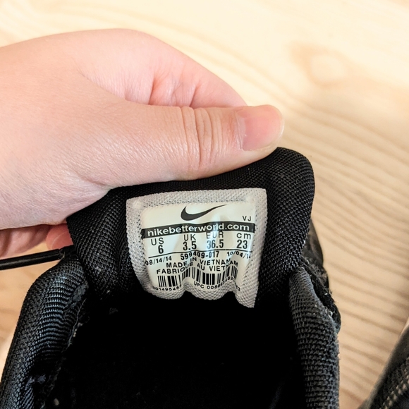 Nike sneakers - Picture 6 of 8